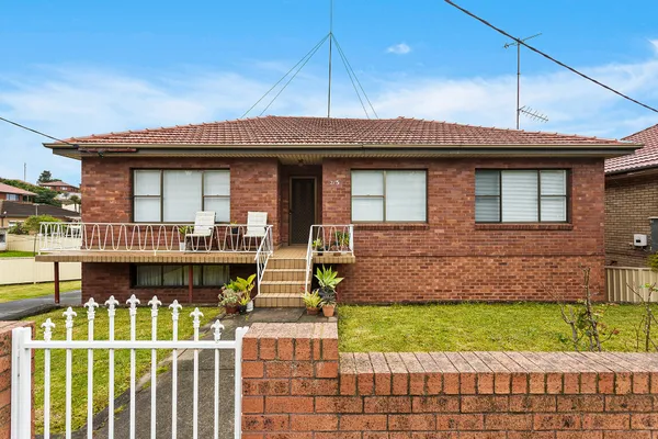 5 Bent Street, Warrawong, NSW 2502 - Image 2