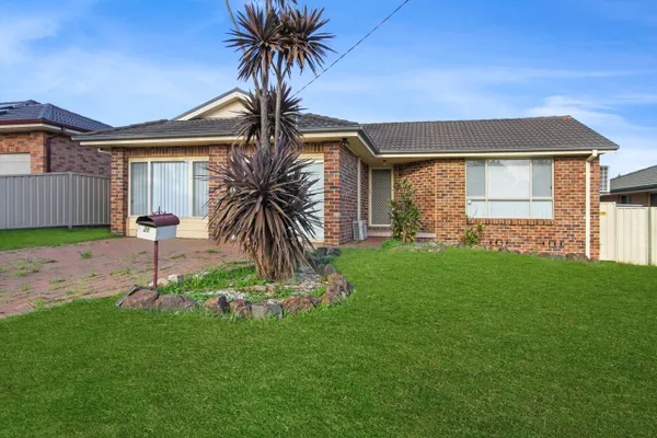 2F Church Street, Albion Park NSW 2527