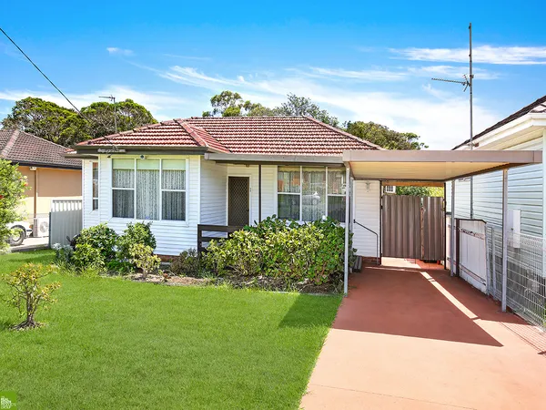 16 Roberts Avenue, Barrack Heights NSW 2528