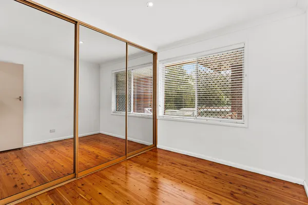 2/56 Lakelands Drive, Dapto NSW 2530 - Image 2