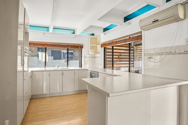 4/140 Panorama Drive, Farmborough Heights NSW 2526 - Image 2